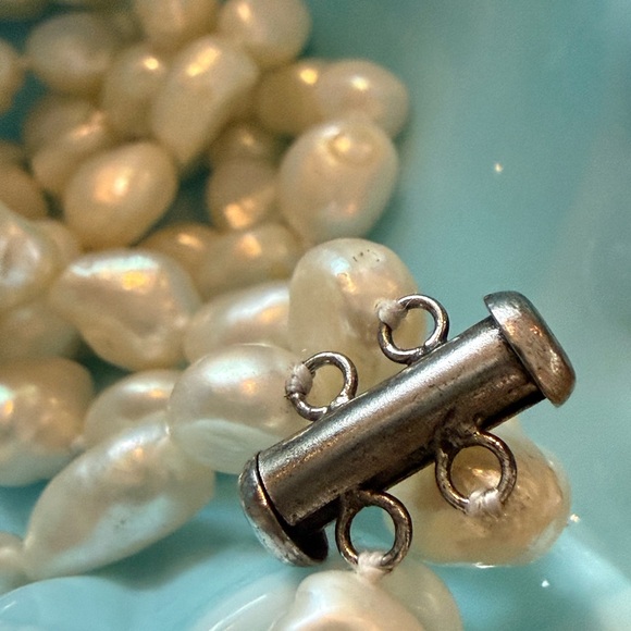 Double Strand of Brocade Freshwater Pearls Hand knotted Necklace Length 8” - Picture 3 of 8